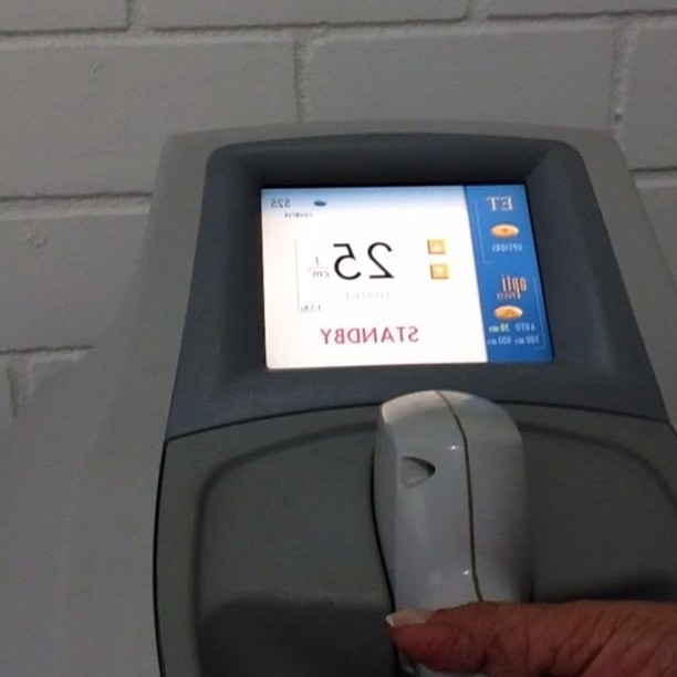 Vem... até o verão já estará livre dos pelos 😀 Avaliação grátis e a promoção continua... Estetica em Sao Bernardo do Campo – Depilação a Laser em SBC #esteticaemsbc #esteticaabc #esteticasbc #peelingsbc #peelingabc #co2sbc #depilacaolasersbc #depilacao #criolipoliseemsbc #criolipolise #heccussbc #heccusemsbc
#limpezadepele #evestetica #emagreceremsbc