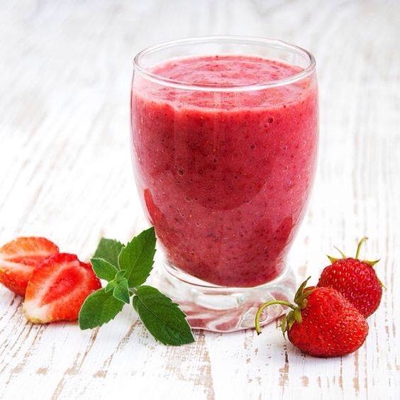 – Vitamina anti flacidez: aprenda a receita para firmar a pele – 
a vitamina que mistura os benefícios das frutas vermelhas, laranja e aveia Ingredientes: 200ml de suco de laranja; 1 colher (sopa) de aveia; ½ xícara de morango ou outras frutas vermelhas; 1 colher (sopa) de colágeno hidrolisado. Modo de preparo: Bater tudo no liquidificador com gelo e tomar na hora.🍓🍓😋
#dicaeveestetica #saudebemestar #colagenohidrolisado #sucoantiflacidez