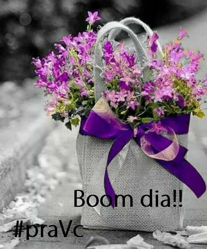 BOM DIAAAA!! Como está seu dia?
Respire fundo, e agradeça a Deus mais essa oportunidade de ser Feliz! 😃Um beijo a todos!!!☀️😘