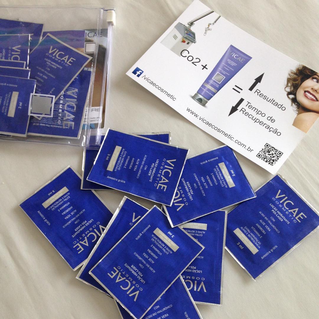 Amostrinha grátis para minhas clientes pós CO2…🎁🎀😊 #VICAE#cosmeticos #mimos