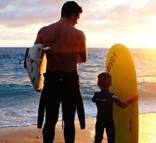 Feliz dia dos Pais!! Um pai é alguém para se orgulhar, alguém para se agradecer e, especialmente, alguém para se amar.

#paiamoreterno💖👴 ⭐️🌟⭐️🌟