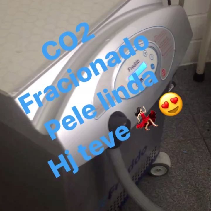 Hoje foi dia dele…😍 CO2 Fracionado… 💃🏻 #suapelemereceomelhor #suapelesemprelinda